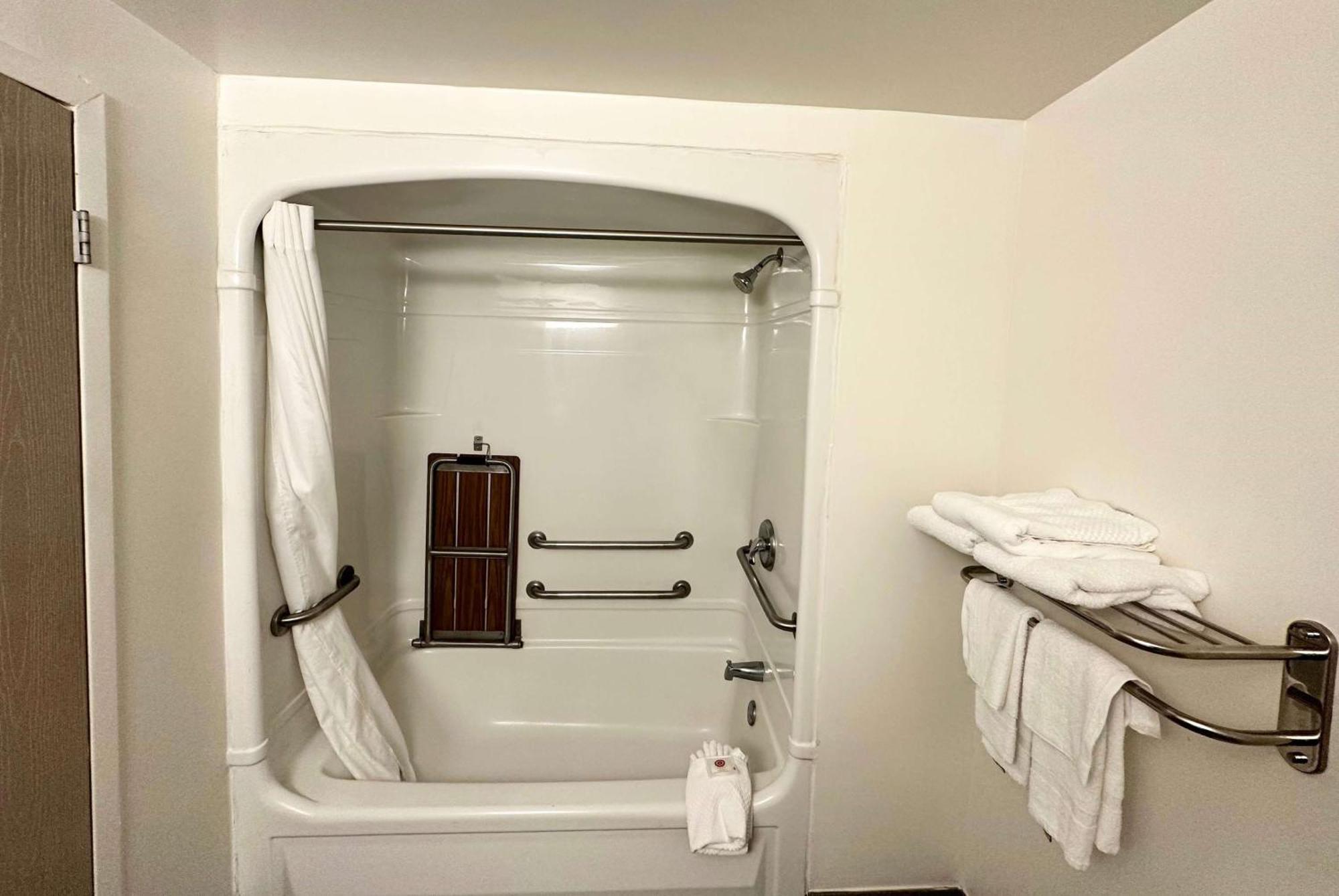 فندق Ramada By Wyndham Lithia Springs Atlanta المظهر الخارجي الصورة
