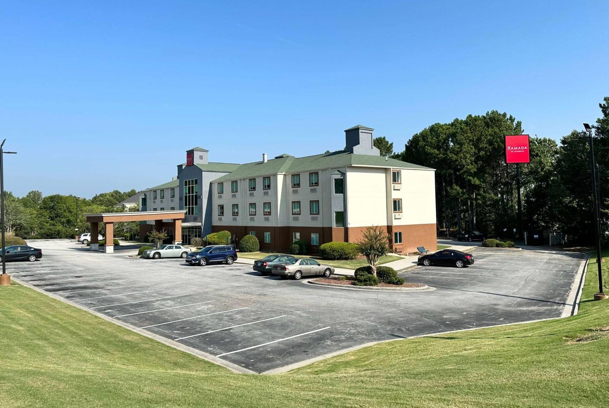 فندق Ramada By Wyndham Lithia Springs Atlanta المظهر الخارجي الصورة