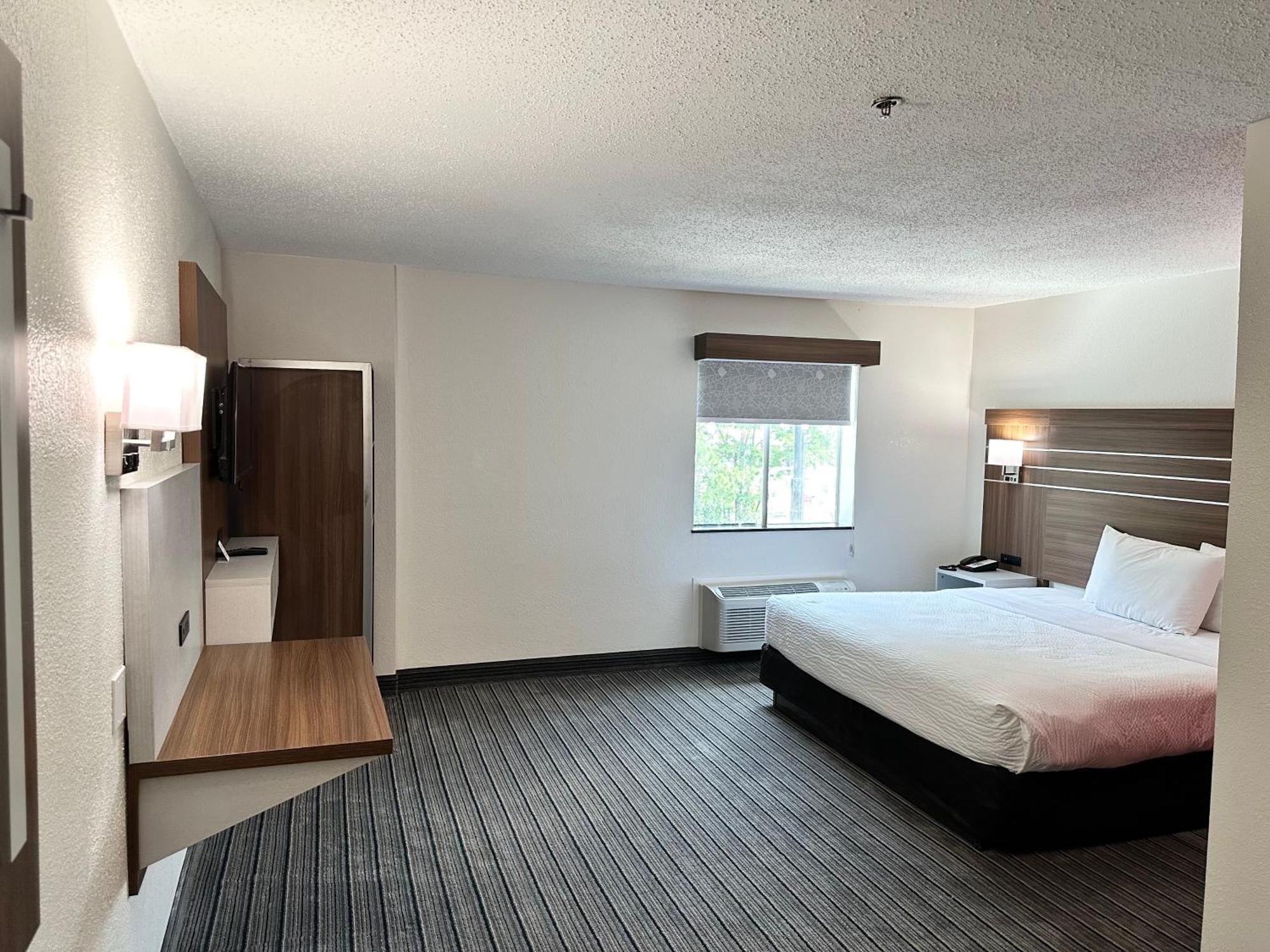فندق Ramada By Wyndham Lithia Springs Atlanta المظهر الخارجي الصورة